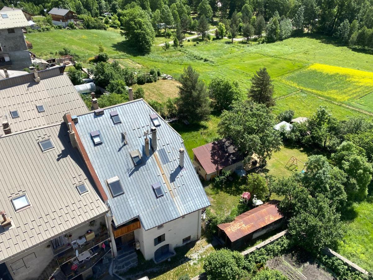 Appartement Dans Une Maison De Pays Briancon  Ngoại thất bức ảnh